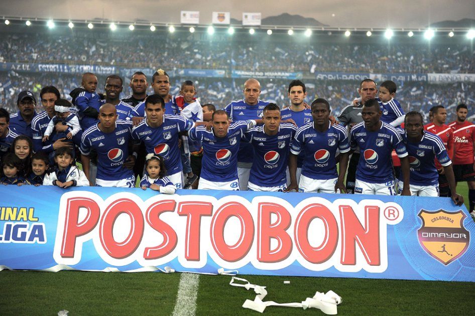 campeon2012_zpsa9d558fa.jpg