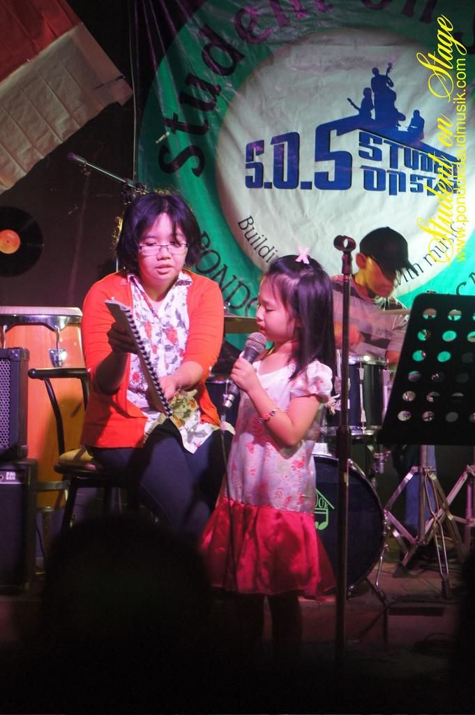 sos20151012 Olyvia&Mama