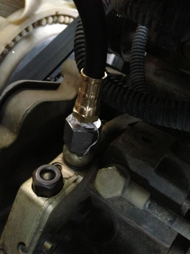 How to hook up a electronic fuel pressure gauge to the lift pump