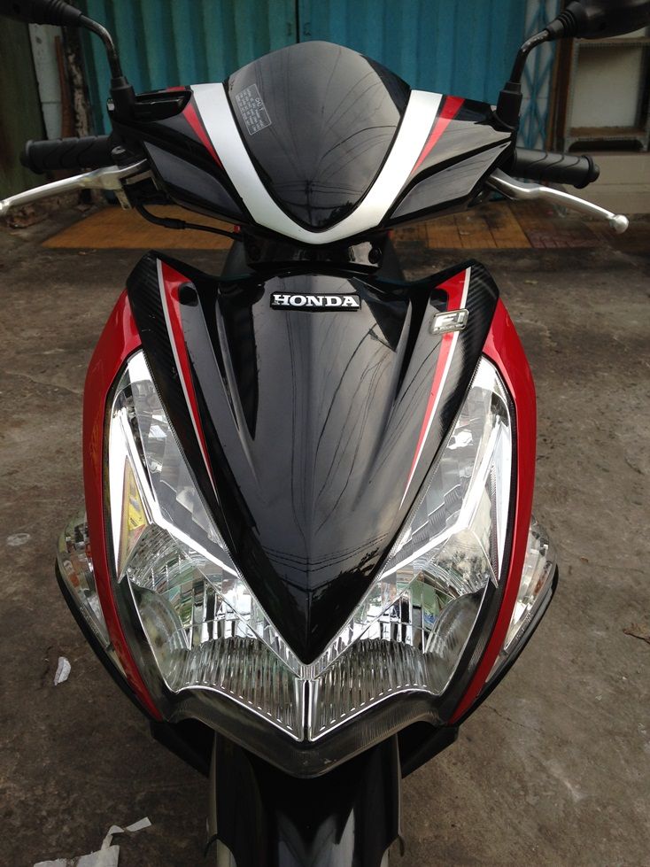 Bán Airblade đỏ đen có tem 2011 - 1