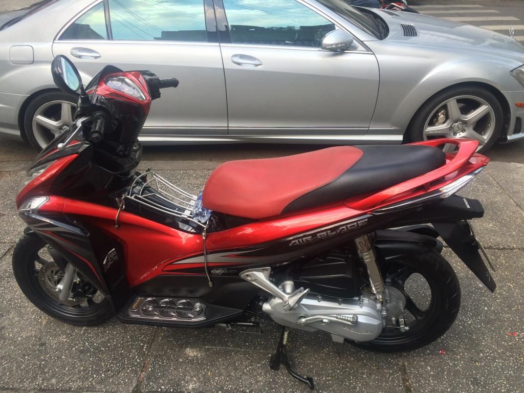 AIR BLADE sport đỏ đen 2011 - 2