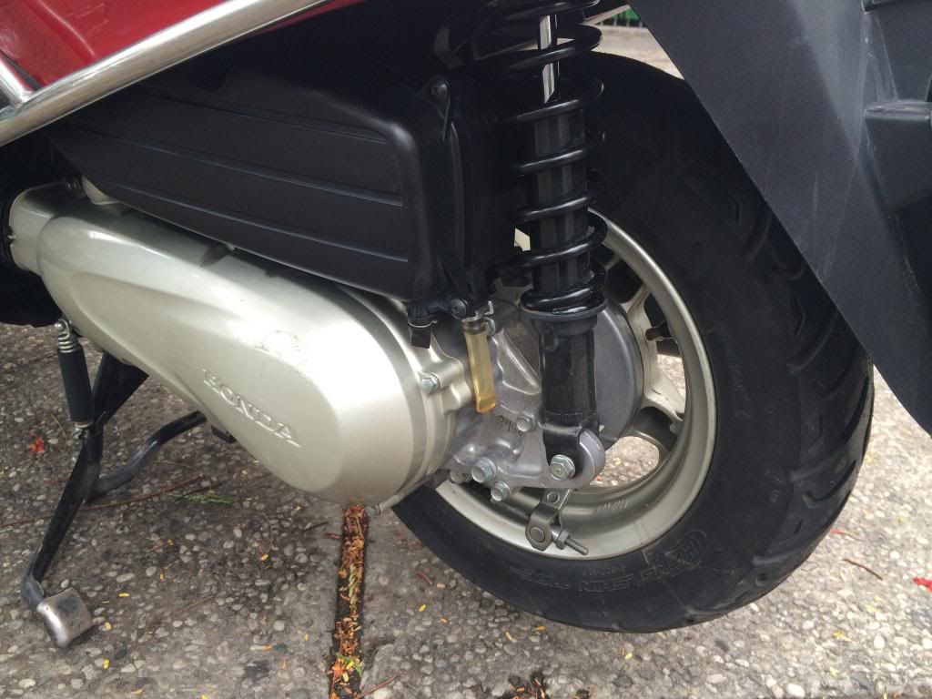 LEAD 110 màu đỏ cuối 2011 - 3