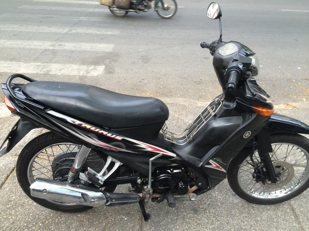 Taurus màu đen xe đẹp giá tốt - 2