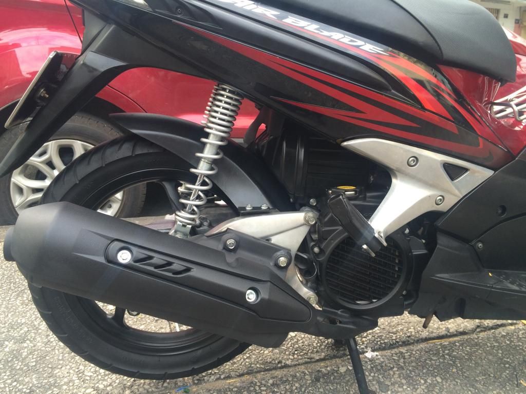 AIR BLADE thailan mày đỏ đen xe keng - 3