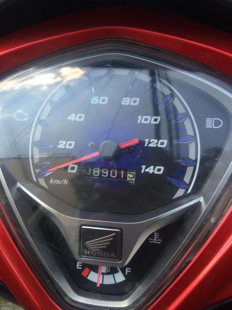 AIR BLADE sport đỏ đen 2011 - 3