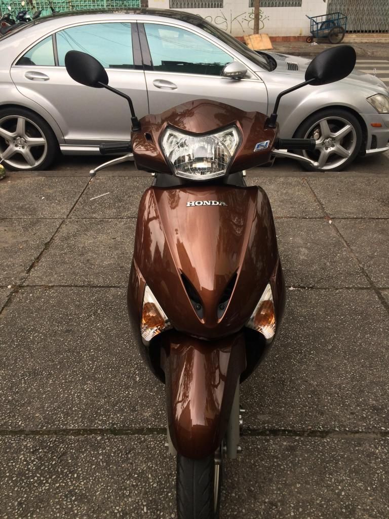 LEAD 110 đk 2011 xe trùm mền như mới