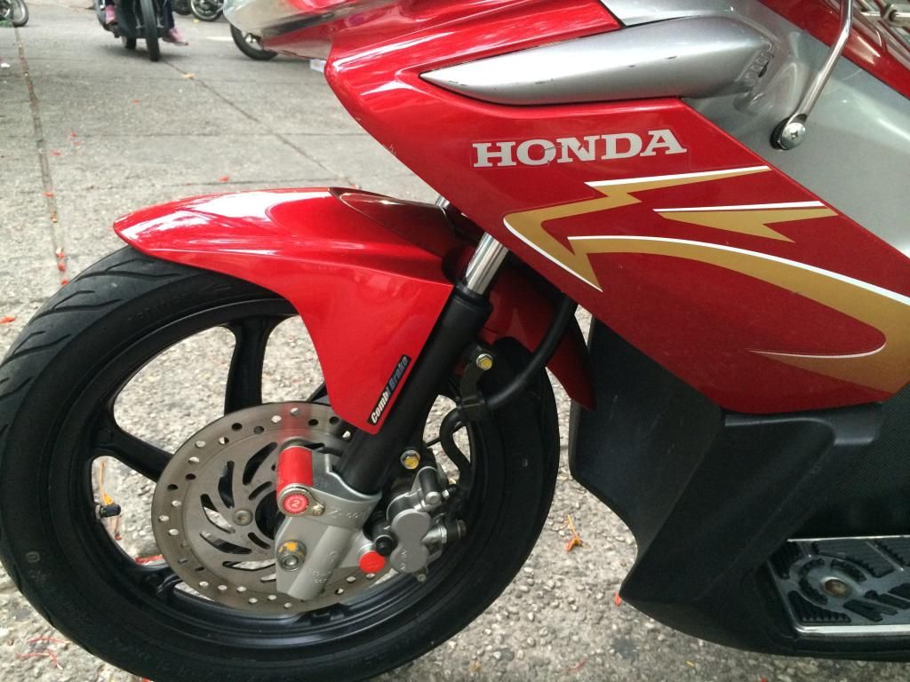 AIR BLADE FI 2010 đỏ bạc - 4