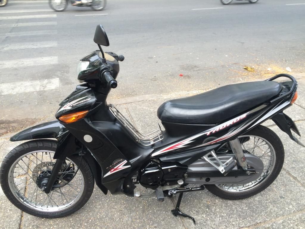 Taurus màu đen xe đẹp giá tốt - 1