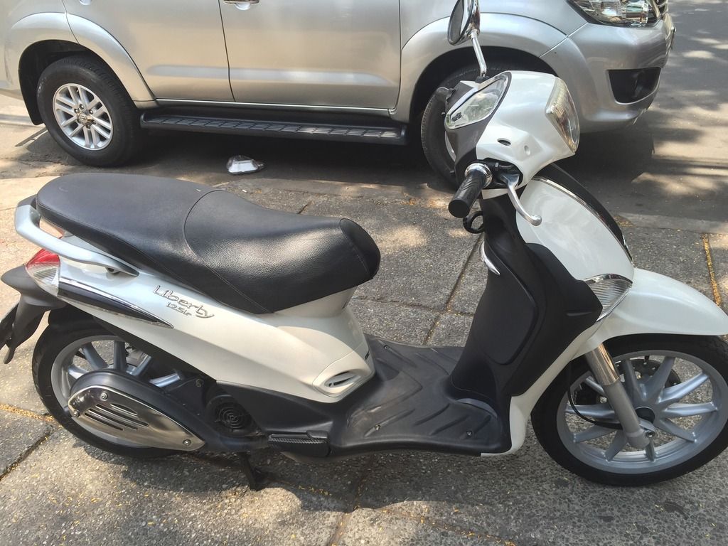 Liberty 2012 màu trắng xe keng - 1