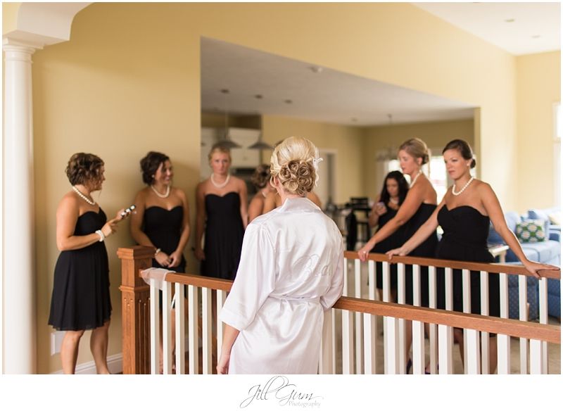  photo PurpleandBlackfallSpringfieldWedding_0035_zpscf69ea29.jpg