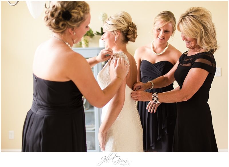  photo PurpleandBlackfallSpringfieldWedding_0037_zps2f4407ae.jpg