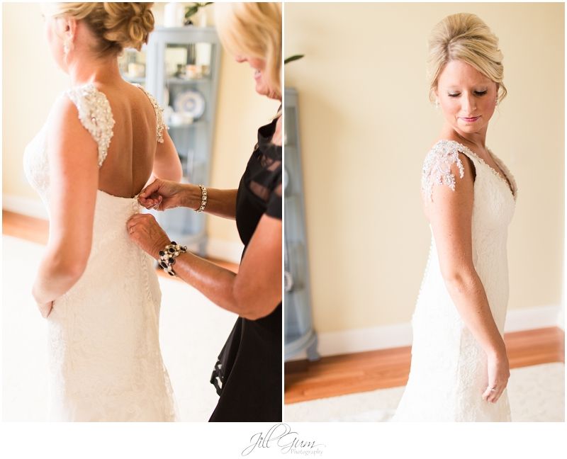 photo PurpleandBlackfallSpringfieldWedding_0041_zpse5fdb8eb.jpg