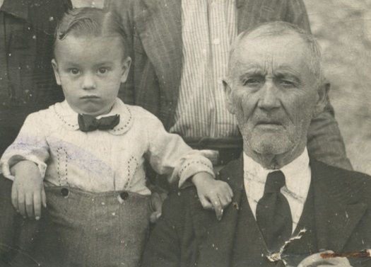 photo leoncio-rodrc3adguez-y-familia2_zpsd16ebbc5.jpg