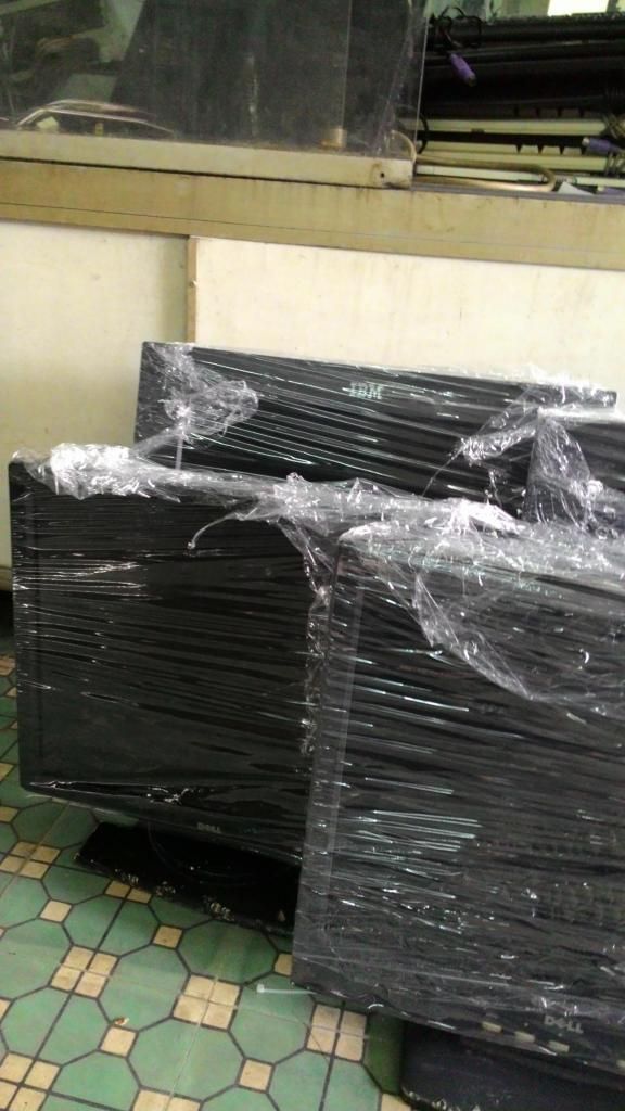 Thanh Lý 1 số LCD đẹp...Và 1 số Lcd 15 Chữa cháy