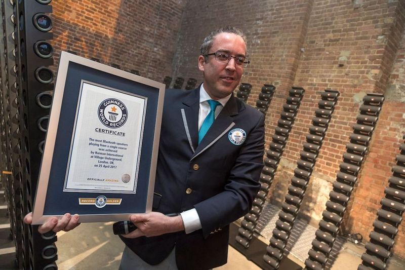Jack-Brockman_Adjudicator-Guinness-World-Records_presenting-JBL-certificate_LowRes1_zpsrek58kto.jpeg